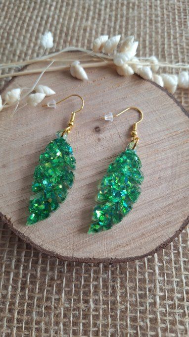 Les Feuilles brillantes