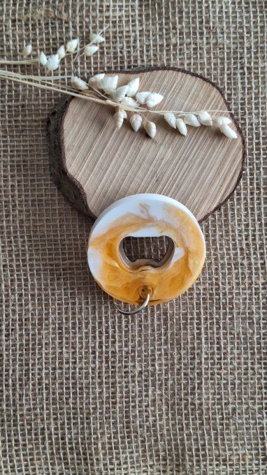 Le rond blanc orange