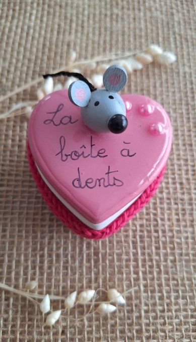 Boîte à dents  verte - Copie